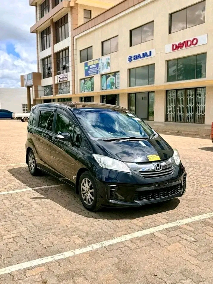 HONDA FREED Image