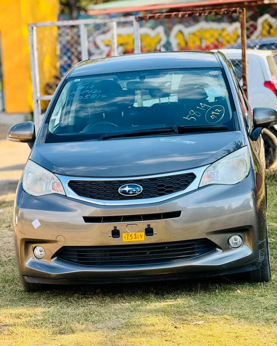 SUBARU Hatchback Image