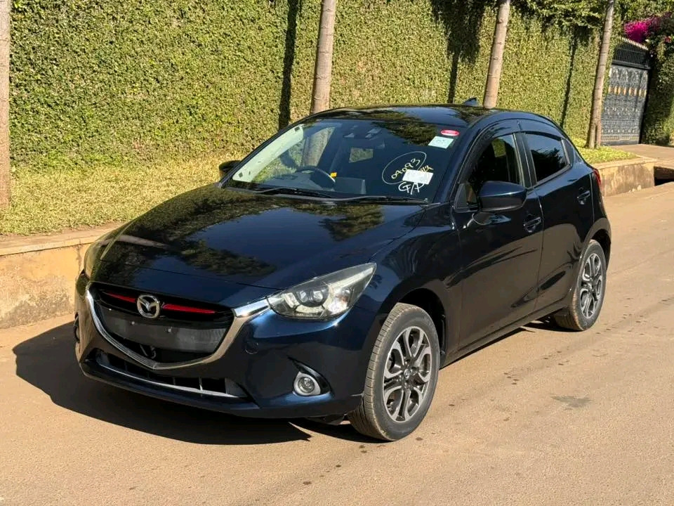 MAZDA DEMIO Image
