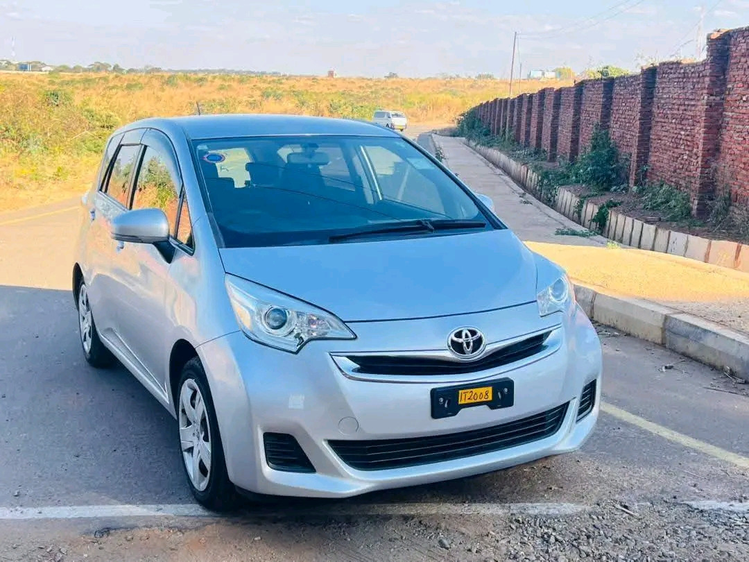 TOYOTA RACTIS Image