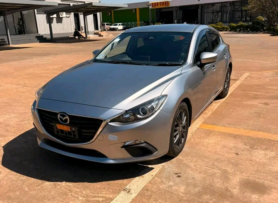 MAZDA AXELA SPORT Image