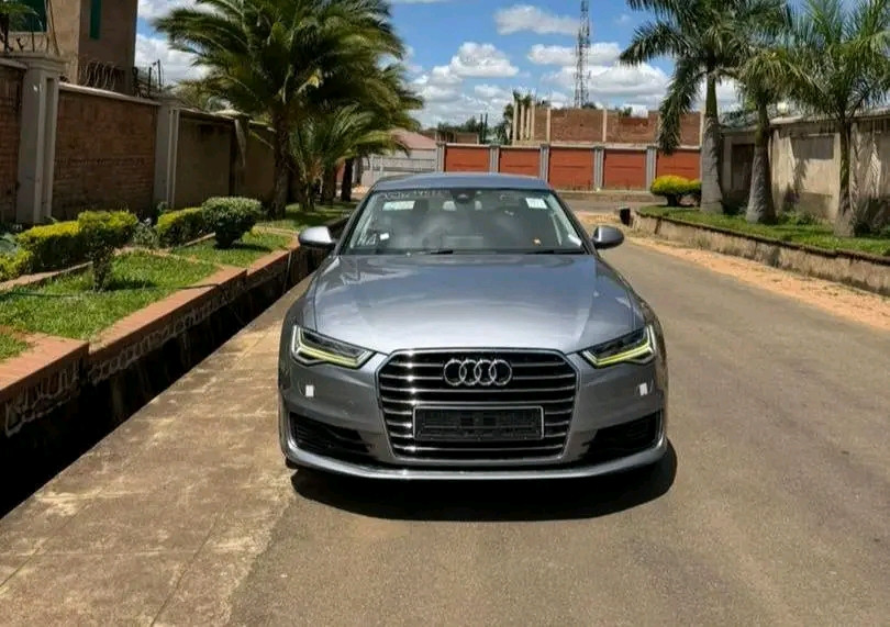 AUDI A6 Image