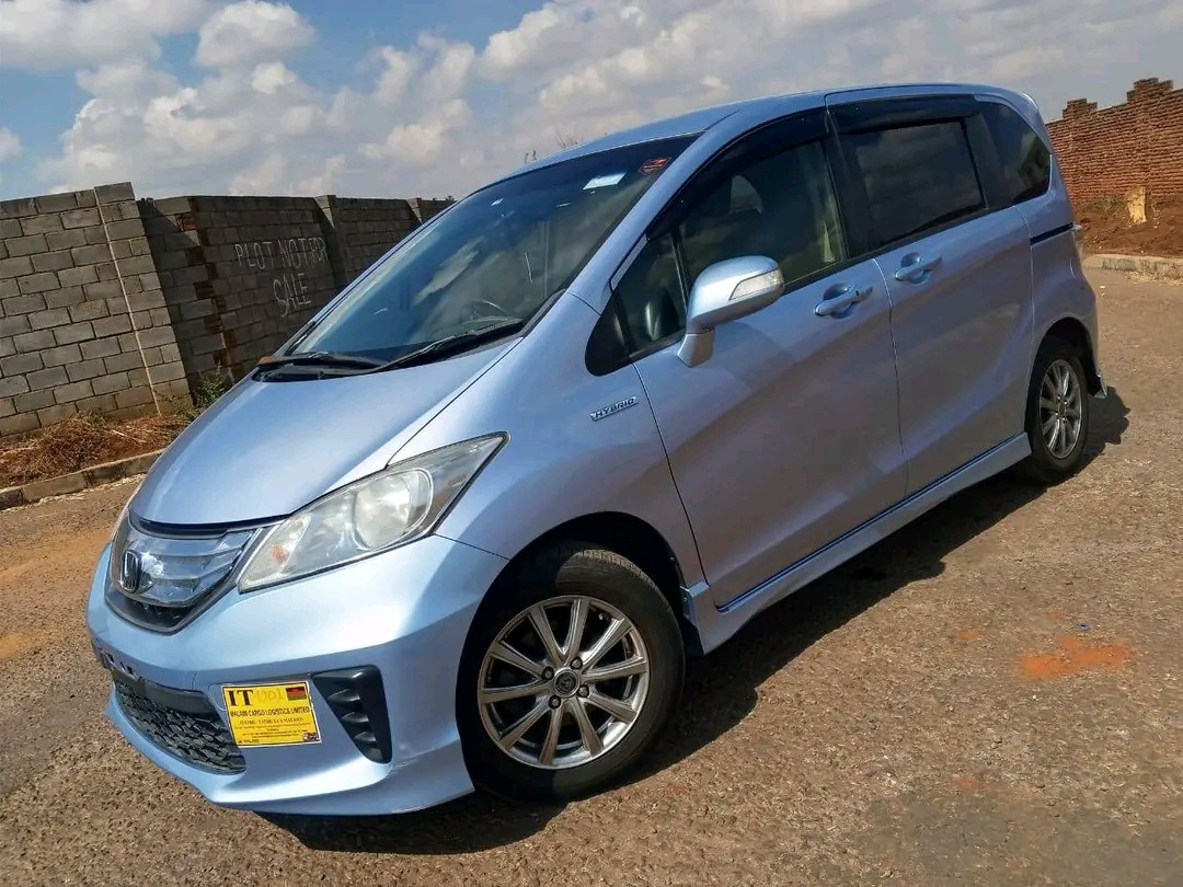 HONDA FREED HYBRID Image