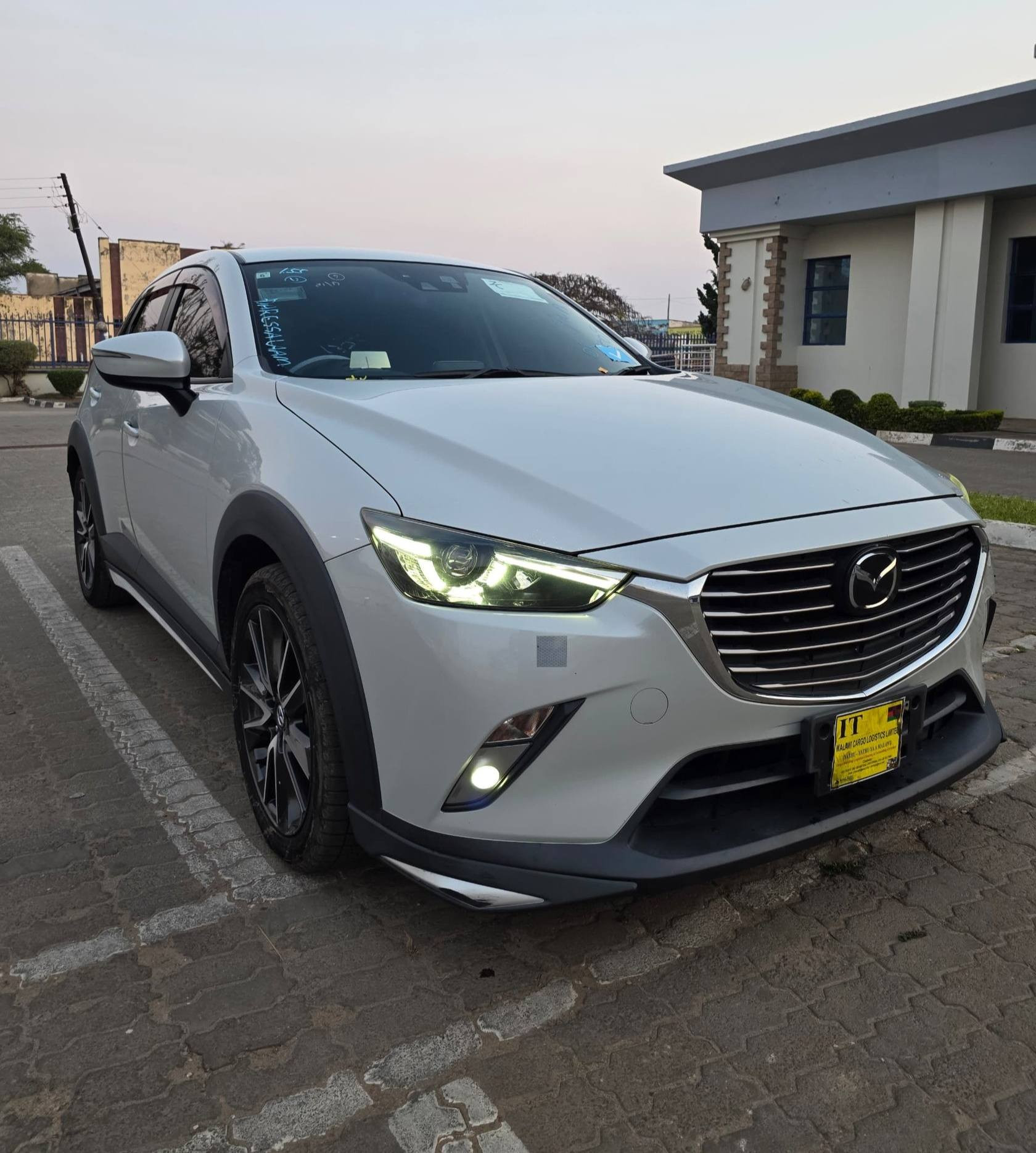 6 CX-3 2WD Image