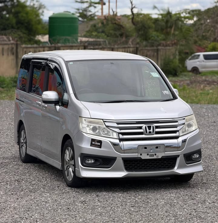 HONDA STEPWAGON SPADA Image