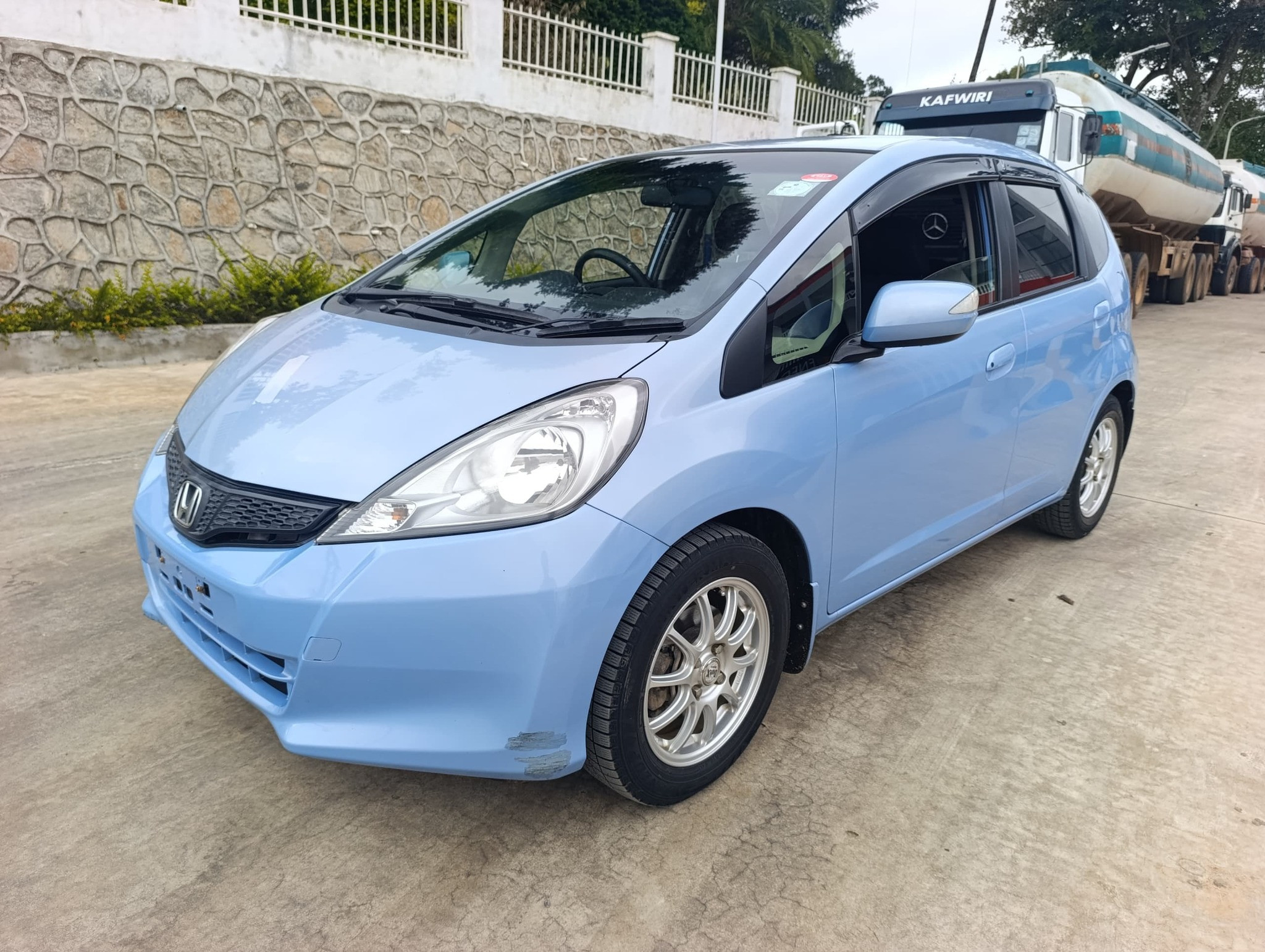 HONDA Fit Image