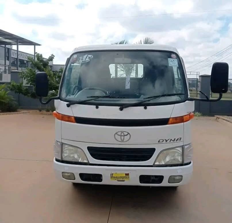 TOYOTA DYNA 2-TON Image